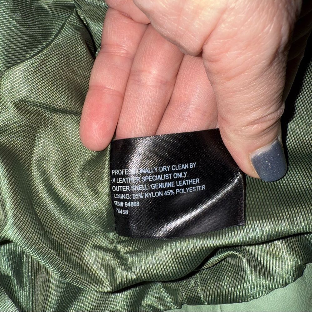 Bernardo Women's Green Leather Jacket - Picture 4 of 7